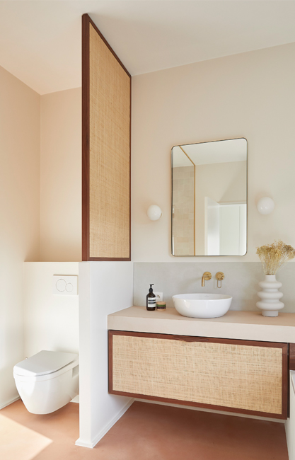 ghislaine-thomas-home